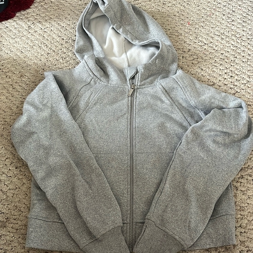 Amazon cropped grey sweatshirt with thumb holes